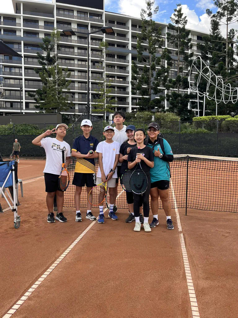 /images/coaching/holiday-camp.jpeg
