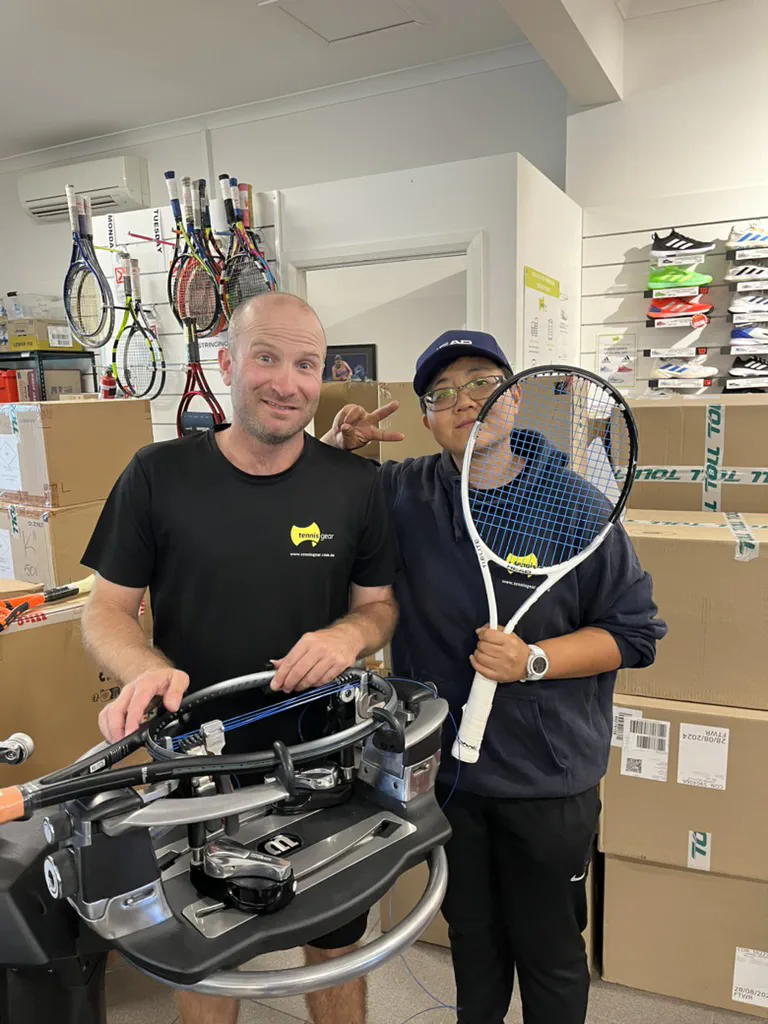 /images/coaching/string-with-julien.jpeg